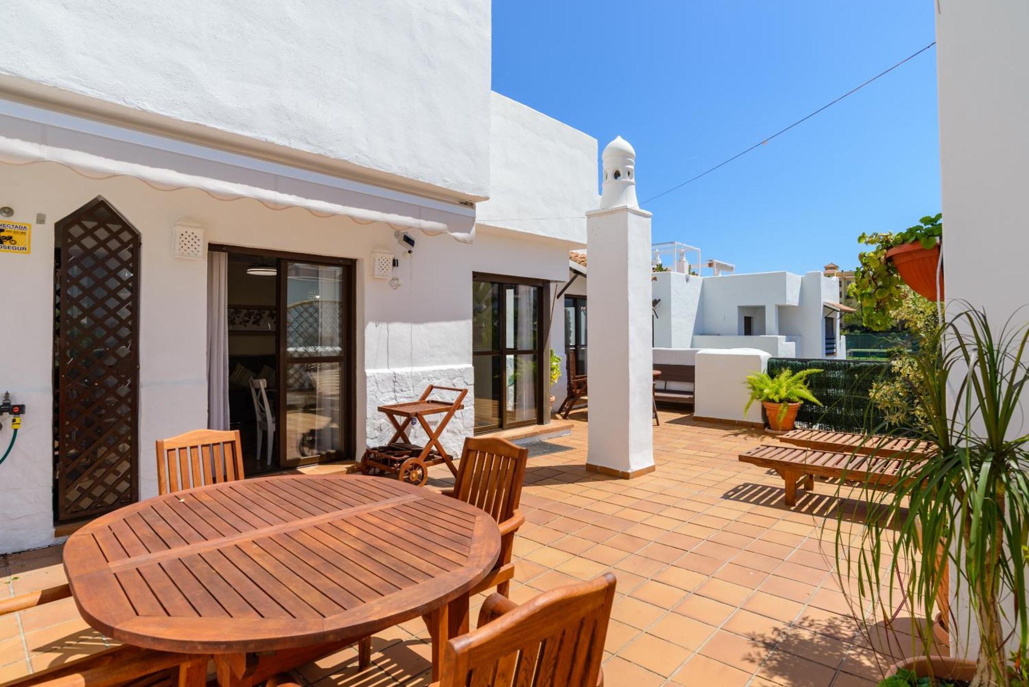 Golf Hills Bed & Breakfast Estepona Dış mekan fotoğraf