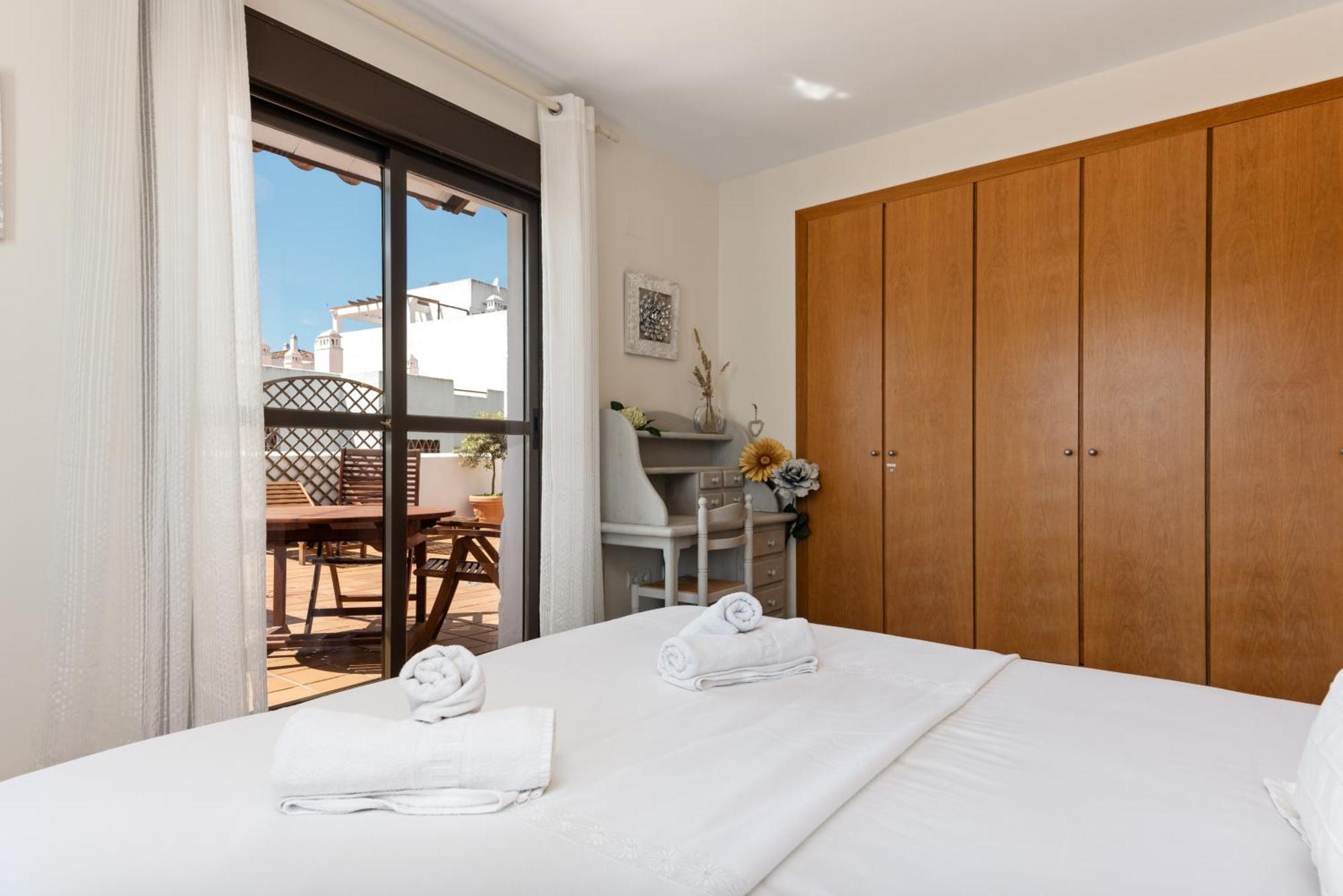 Golf Hills Bed & Breakfast Estepona Dış mekan fotoğraf